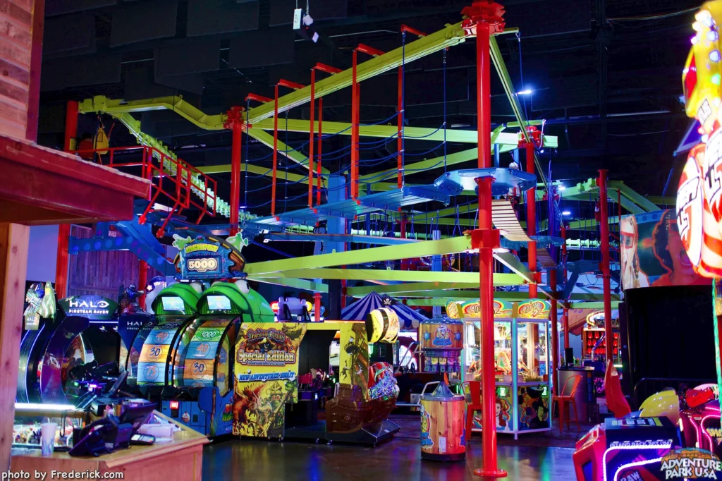 Hang 'em High Ropes Course and Zipline at Adventure Park USA
